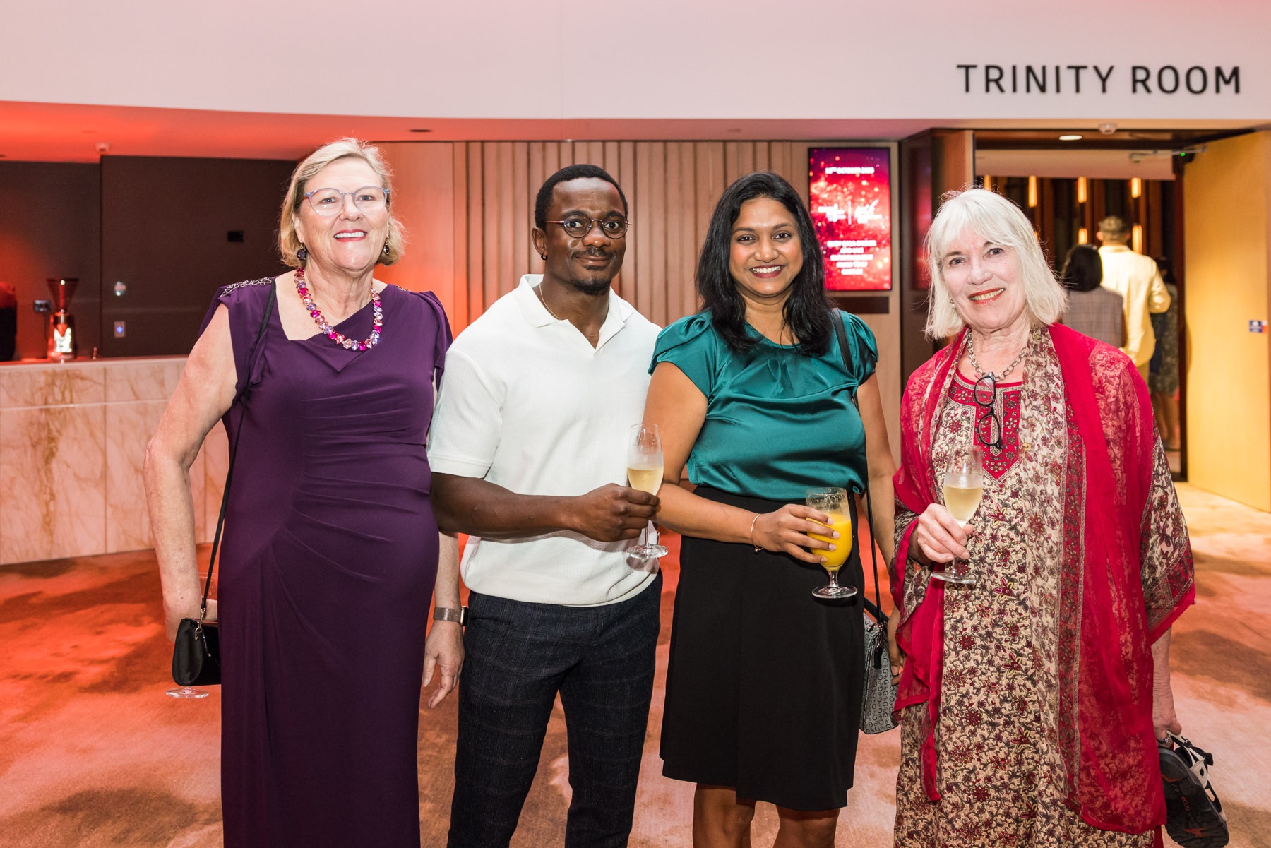 CRANAPLUS 121023 1933