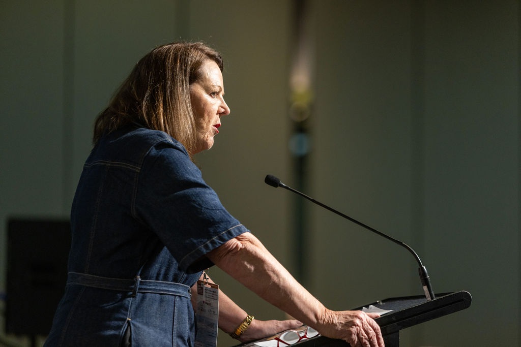 CRAN Aplus MLB 2024 063