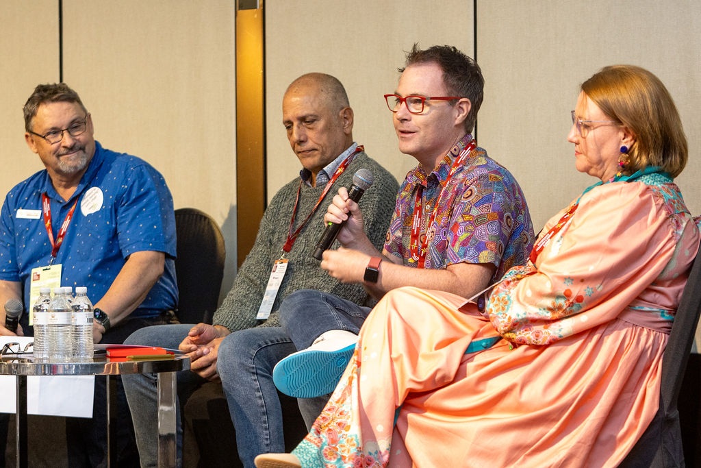 CRAN Aplus MLB 2024 702