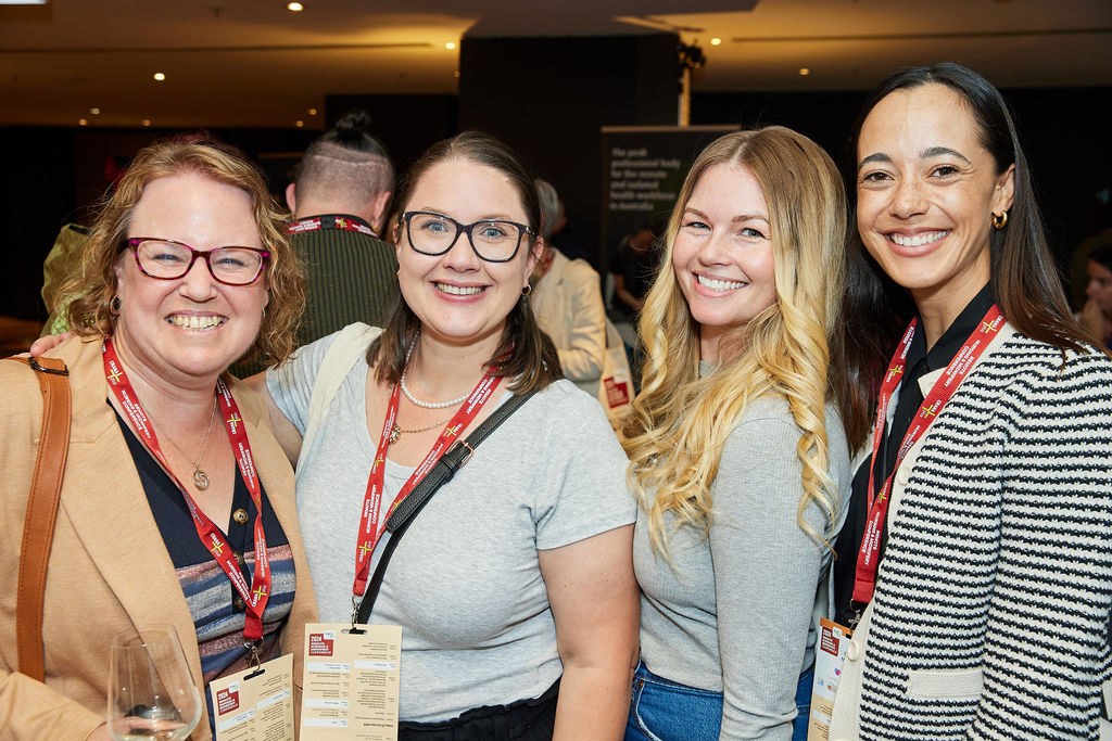 CRAN Aplus MLB 2024 043