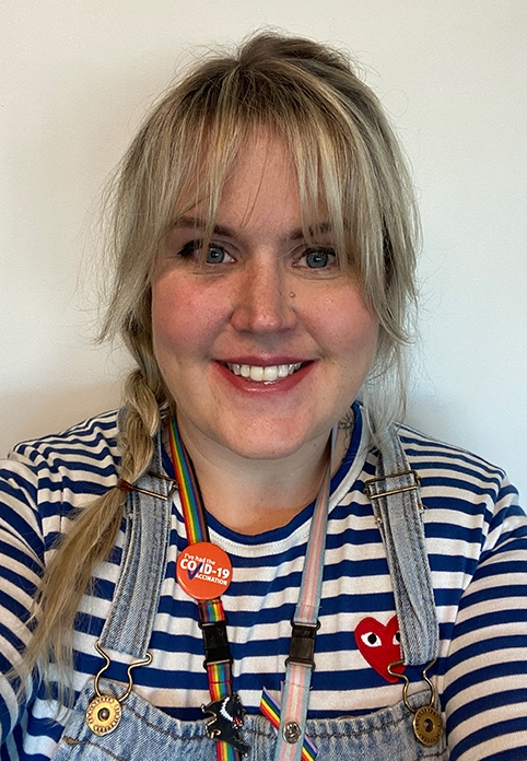 Laura Coldwell3 Portrait