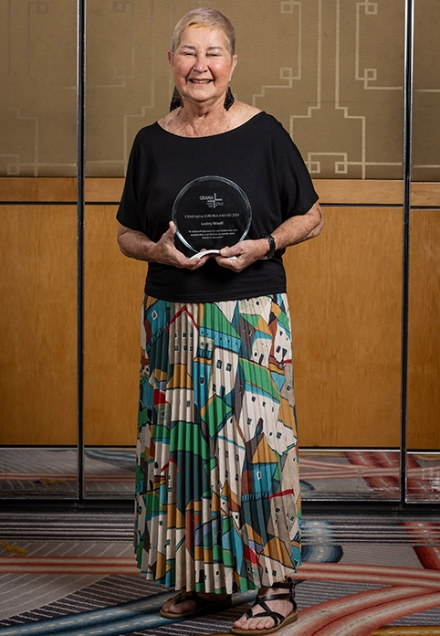 Lesley W4 482x696 Portrait